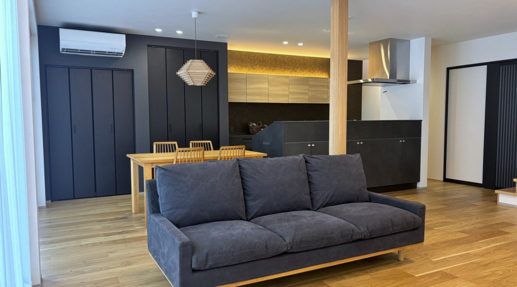 レンタル家具　おしゃれ　富山　無垢材　ミヤモト家具　完成見学会